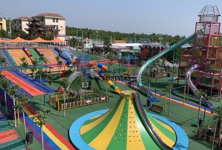 膜結構火山攀巖