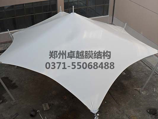 張拉膜